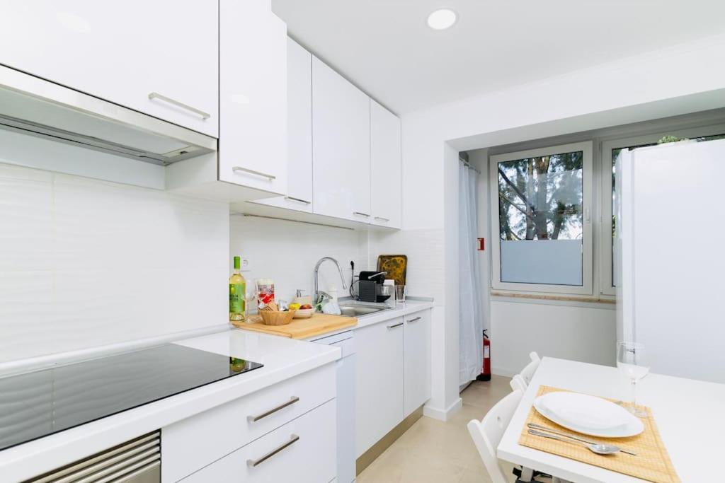 Modern 3 Bedroom Flat In Lisbon Exterior photo